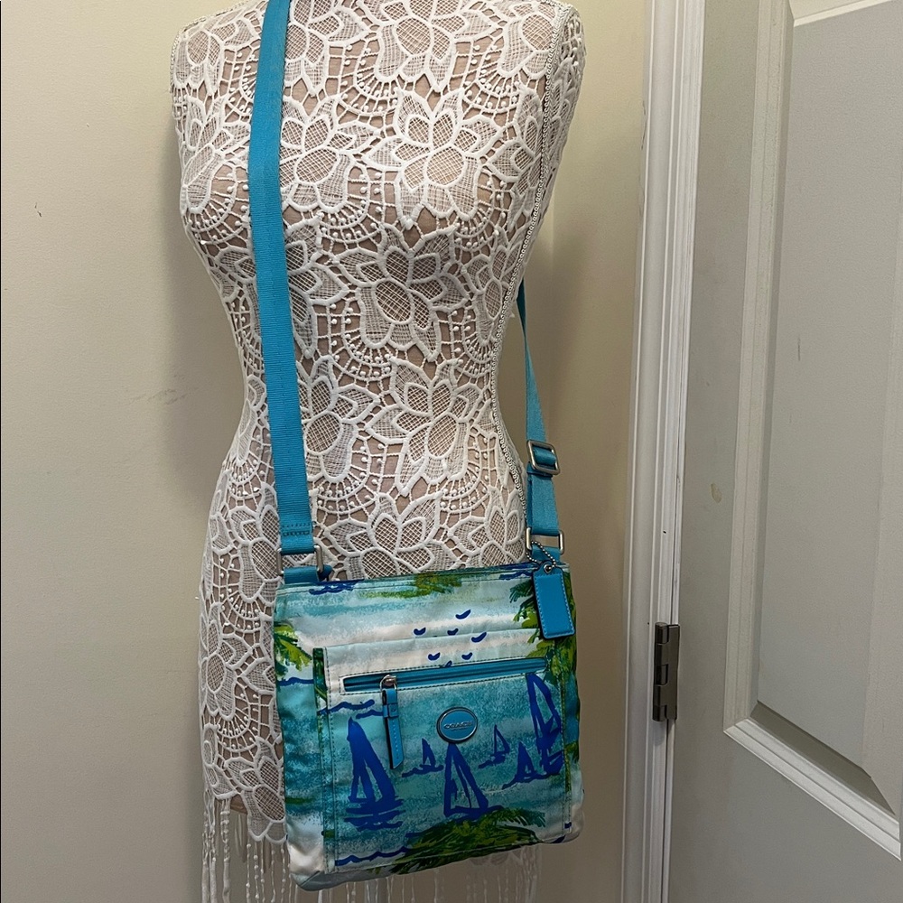 Coach Crossbody Bag with Sailboat Island Design EUC - Picture 6 of 15